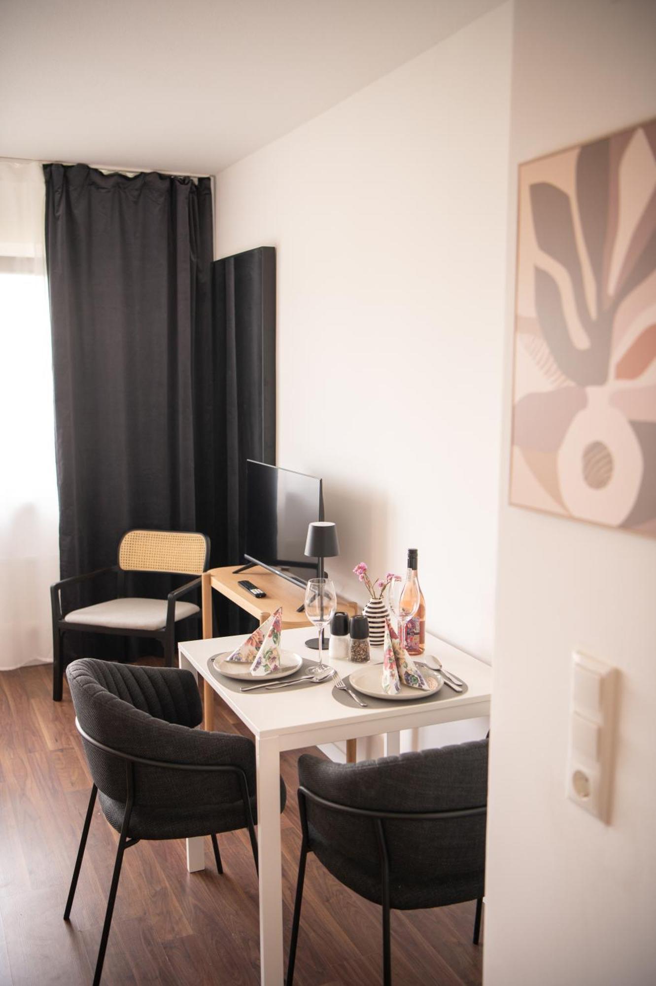 בראונשווייג Apartments Strauss Near Bs-Hauptbahnhof מראה חיצוני תמונה